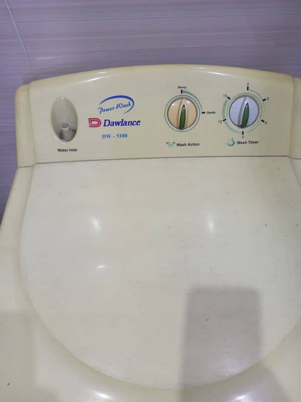 Dawlance Washing Machine and Bright Spinner. 1