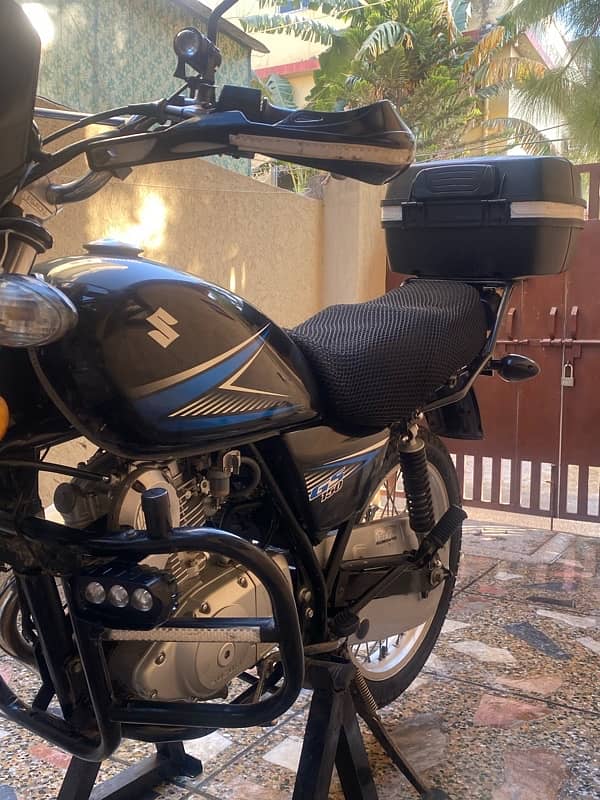 Suzuki GS 150 10