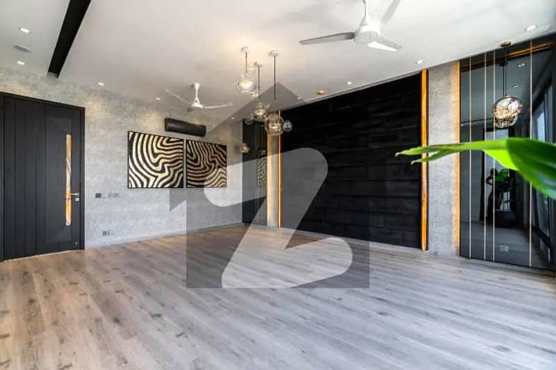 1 Kanal Lavish Upper Portion On Top Location For Rent in DHA Phase 3 Lahore 0