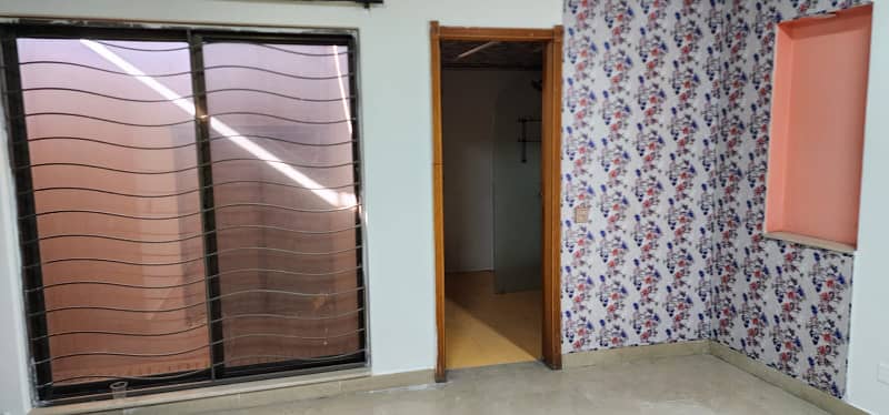 1 Kanal Lavish Upper Portion On Top Location For Rent in DHA Phase 3 Lahore 17