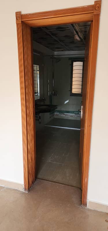 1 Kanal Lavish Upper Portion On Top Location For Rent in DHA Phase 3 Lahore 24