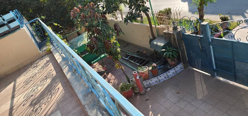 1 Kanal Lavish Upper Portion On Top Location For Rent in DHA Phase 3 Lahore 40
