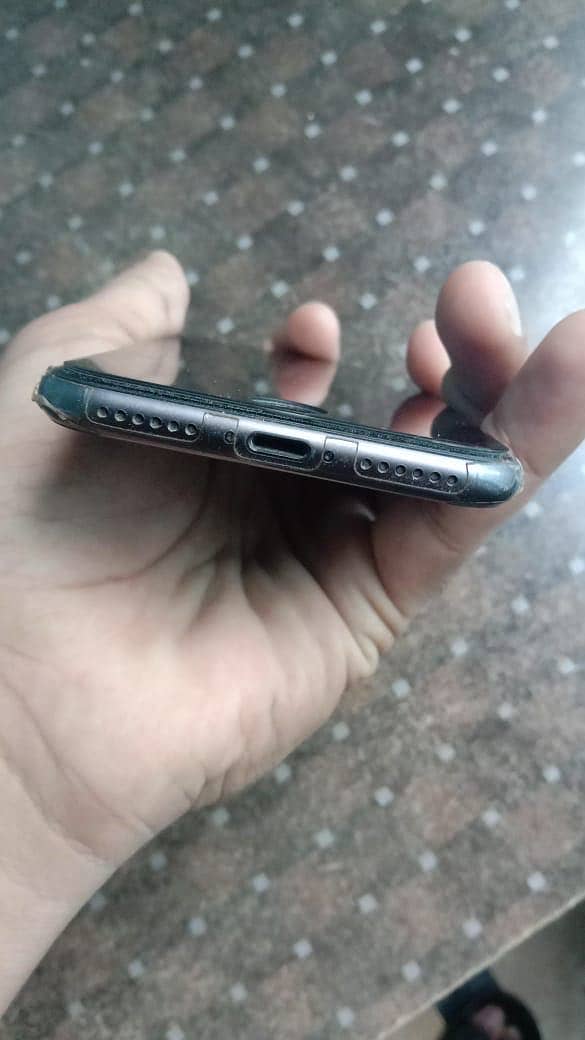 Iphone 8 non pta 1