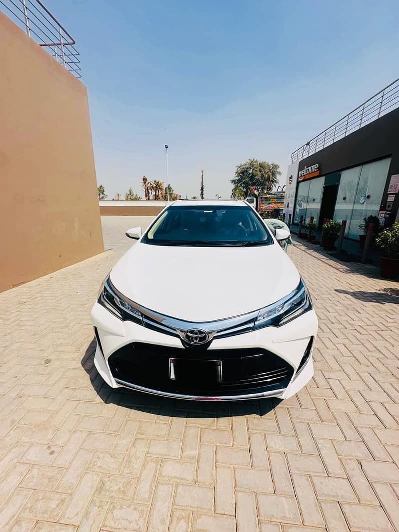 Toyota Altis Grande 1.8 X 2021 (Beige Interior) 0