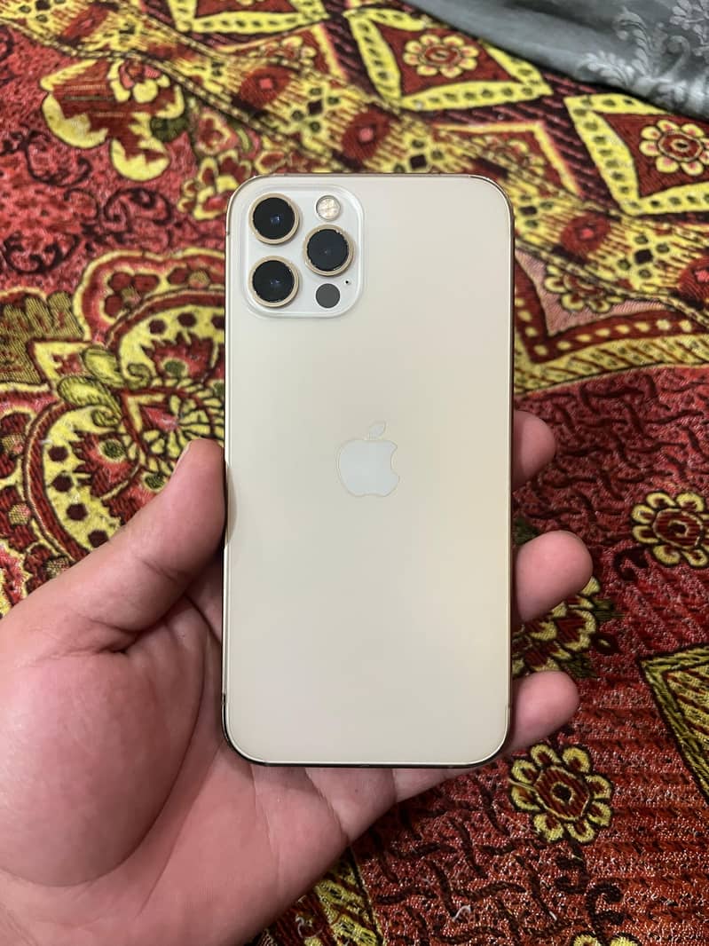 Iphone 12 pro 10 by 10 PTA approved 1