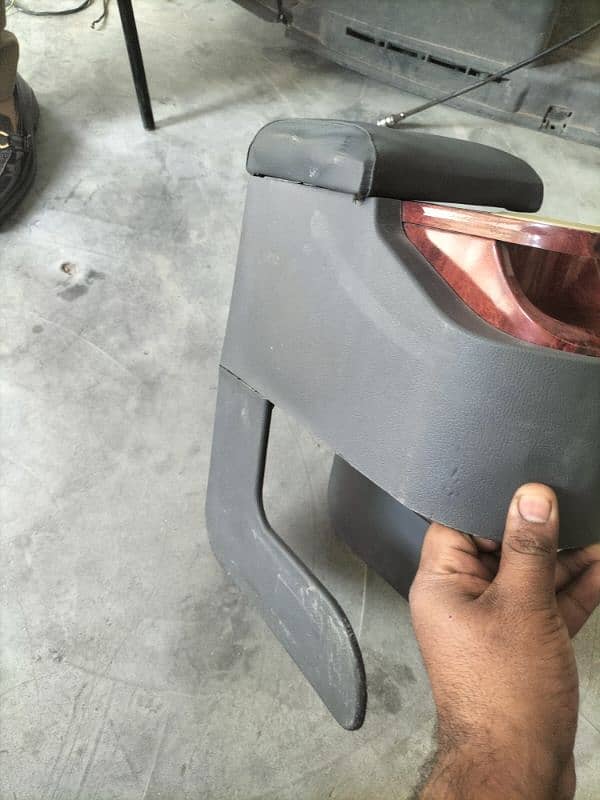 Arm rest 2