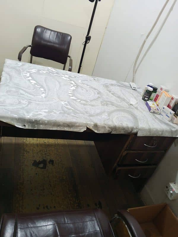 urgent table for sale 5