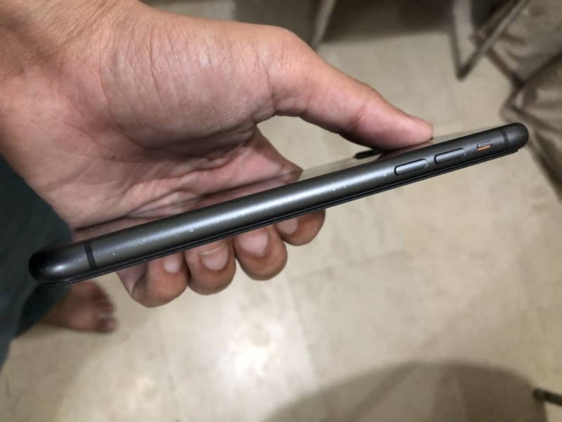 Iphone 11 3