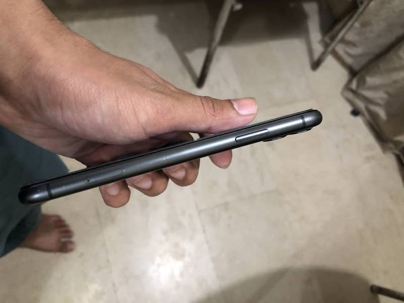 Iphone 11 4