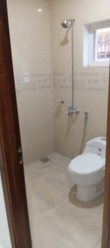 Beautiful Luxury Ground portion For Rent 4