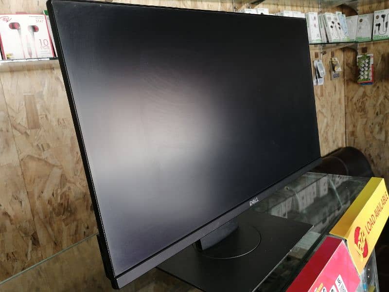 22"LED with i5 3tha Gen 6