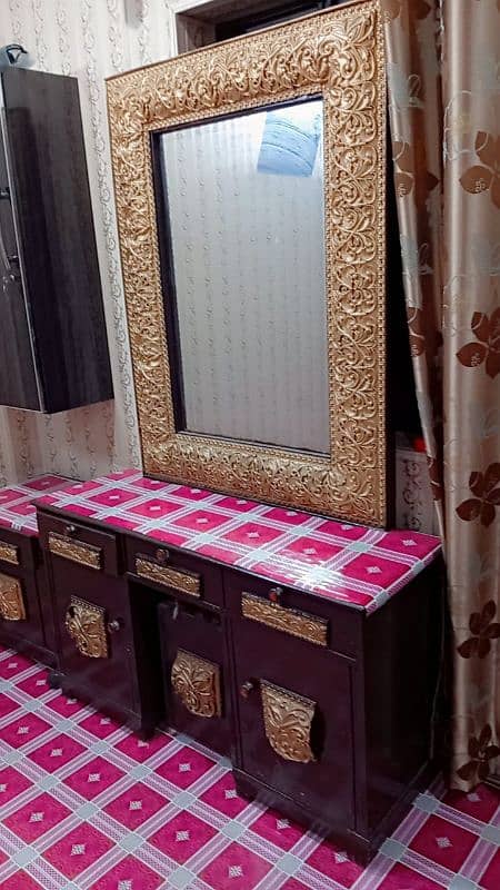 dressing table 2