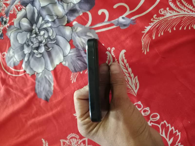 Infinix Hot 30 play 6