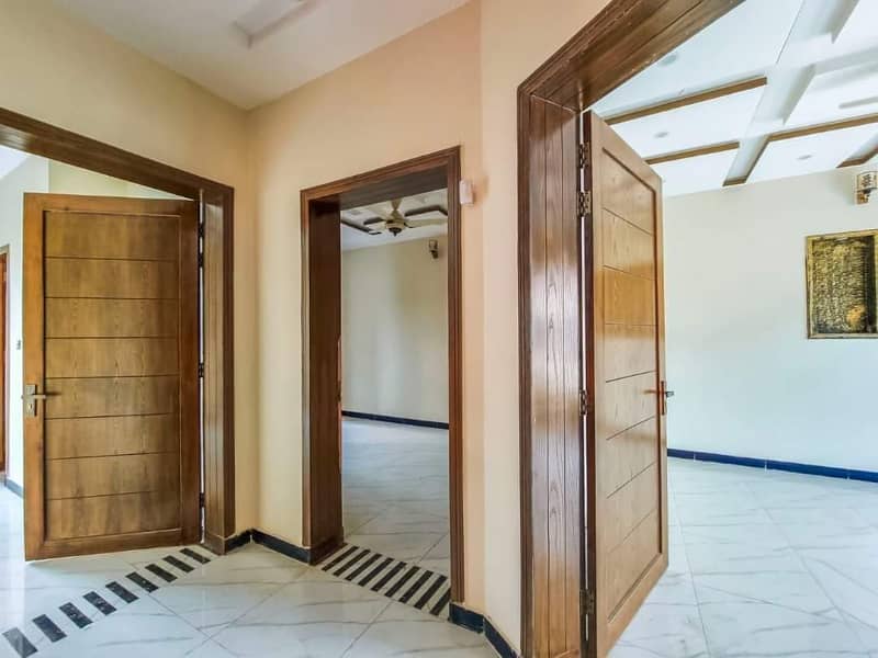 1 Kanal upper portion available for rent 4 bed Dha 2 Islamabad 15