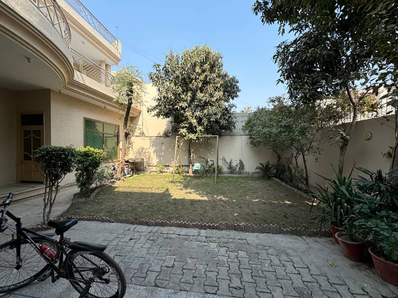 Double Unit House Is Available For Sale 29