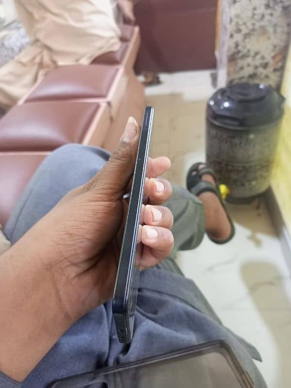 redmi note 12 4 128 ma ha all ok ha non pta ha sudia Arab say Aaya tha 4