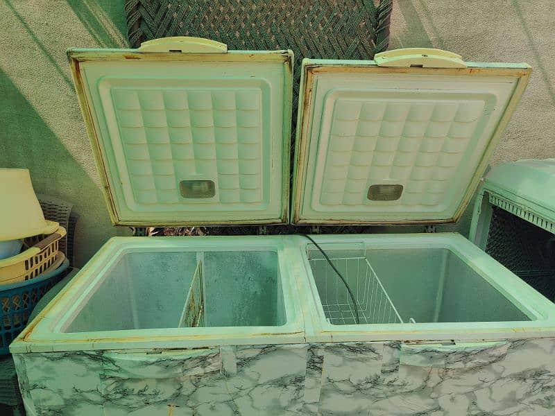 Dawlance deep freezer 4