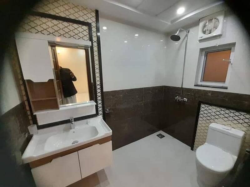 10 Marla Brand New House For Rent In Bahria Town - Jasmine Block Canal Road Lahore 26