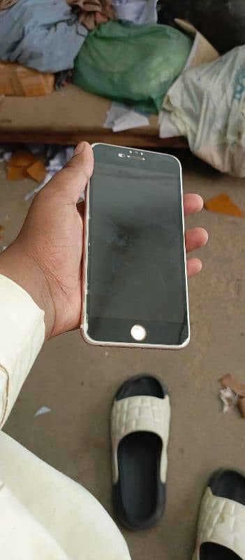 exchange possibal all ok 10by 10 conditions battery 73 128 GB non ptaa 0