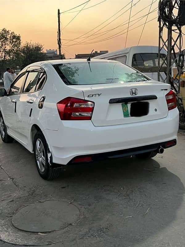 HONDA CITY MENUEL 1.3 ONLY 1 DOR TUCHUP 4