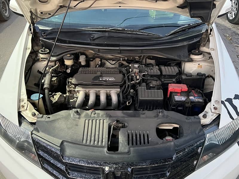 HONDA CITY MENUEL 1.3 ONLY 1 DOR TUCHUP 10