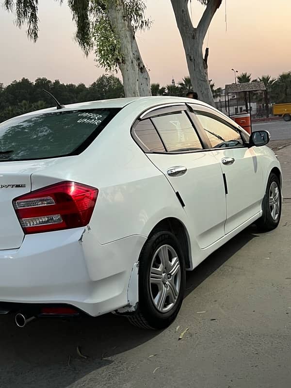 HONDA CITY MENUEL 1.3 ONLY 1 DOR TUCHUP 11