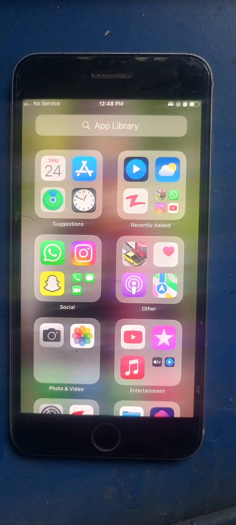 Apple iPhone 6 Plus 0