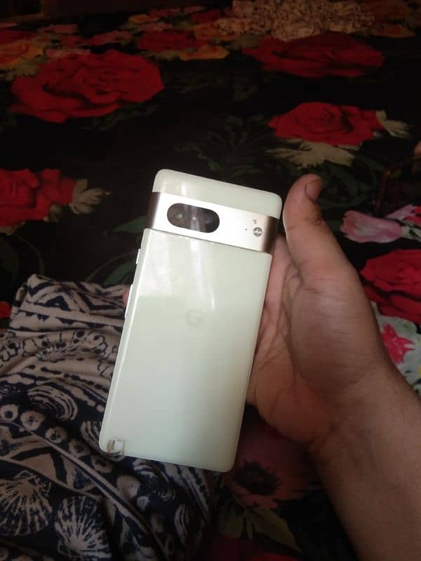 Google Pixel 7 original set 8gb 128gb esim or physical Sim approved 2