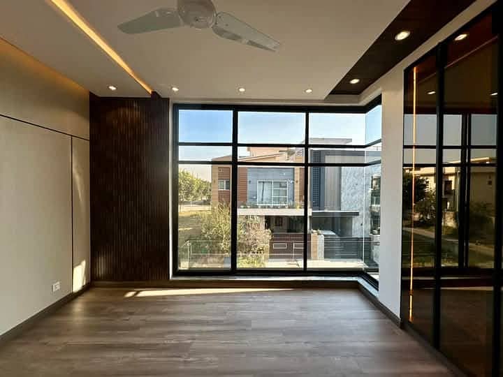 5 Marla Lucrative Price Brand New Bungalow For Sale Near to Park & Market in DHA 19