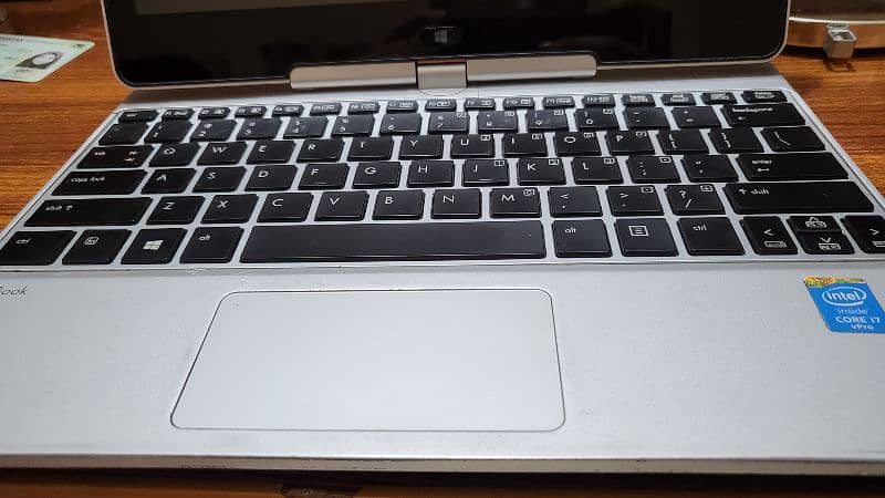 Core i7 5th Touch 8/256gb ssd nvme HP Elitebook Revolve 810 G3 3
