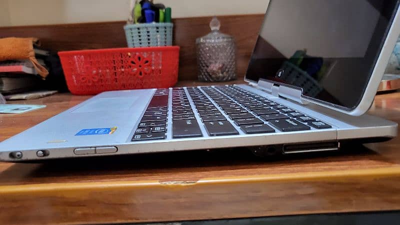 Core i7 5th Touch 8/256gb ssd nvme HP Elitebook Revolve 810 G3 4
