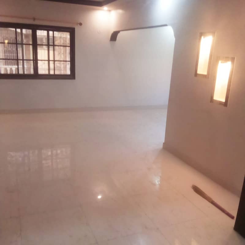 Flat for Sale Gulshan-e-Iqbal Block 13-B | 2nd Floor | 3 Bed DD | 1550 Sq. Ft 12