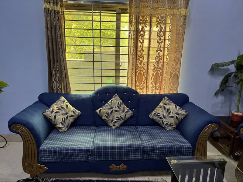 7 seater sofa, perfect conditon hardly use like a New 3