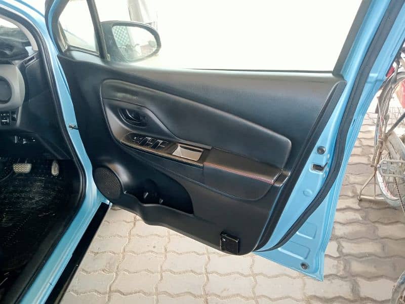 Toyota Vitz 2014 register 2018 WhatsApp number 03197086977 9