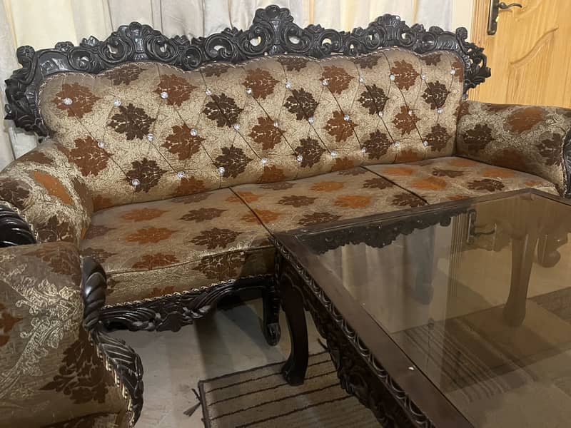 5 seater chinyoti sofa set 1