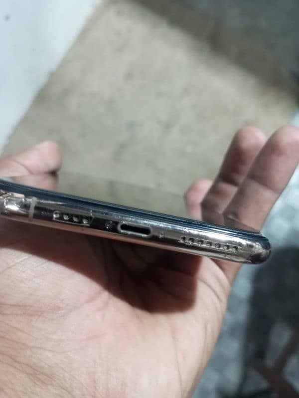 I phone xs Max used non pta 1