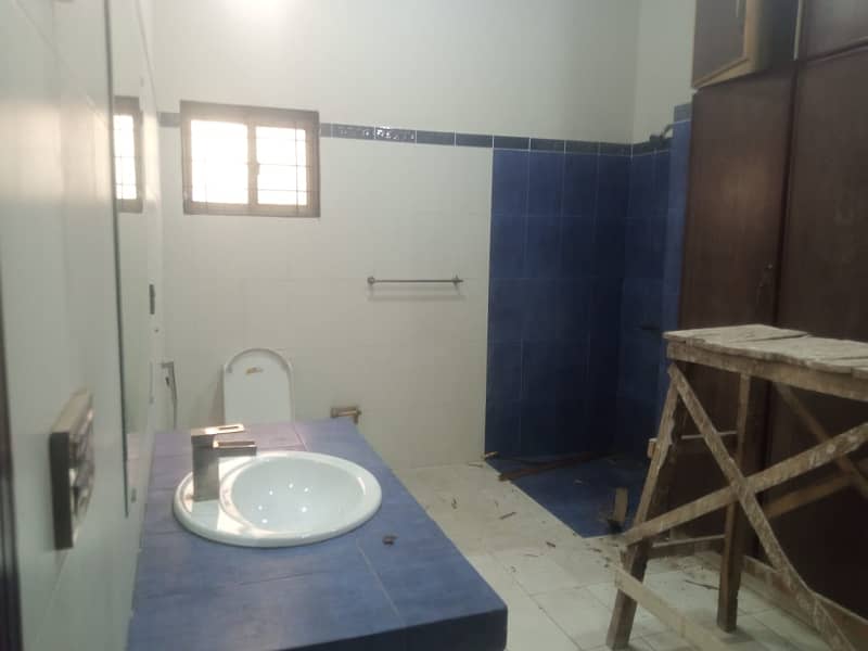 01 KANAL PROPER DOUBLE UNIT BUNGALOW AVAILABLE FOR RENT 18