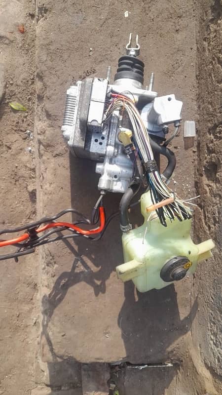 abs unit toyota Prius aqua 1