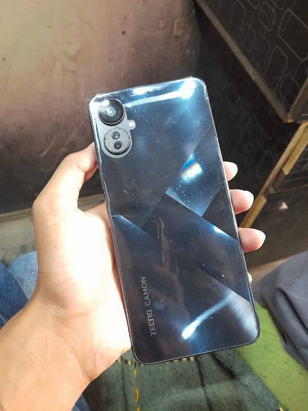 Tecno Camon 19 neo 0