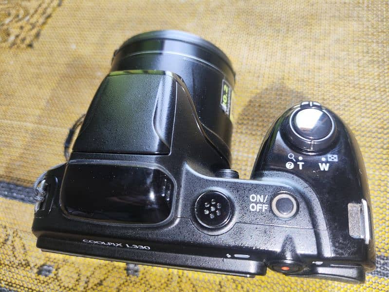 Nikon Coolpix L330 Digital Camera 9/10 candisan 26k final price 5