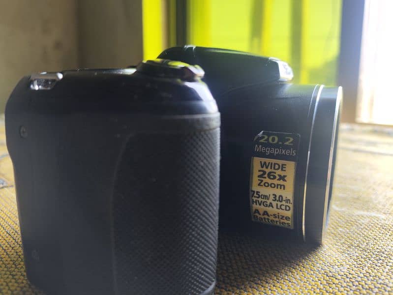 Nikon Coolpix L330 Digital Camera 9/10 candisan 26k final price 14