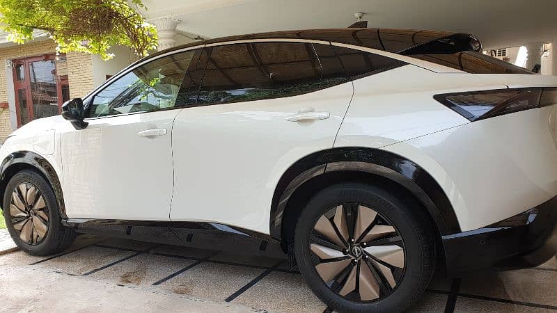 Nissan Ariya B6 Limited 2022 5