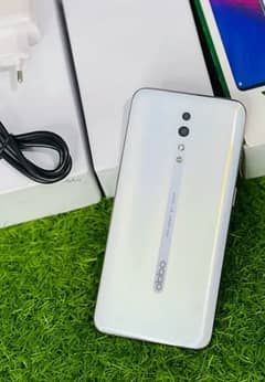 this is a oppo Reno z mobil for sale  8 GB ram and 512 GB storage
