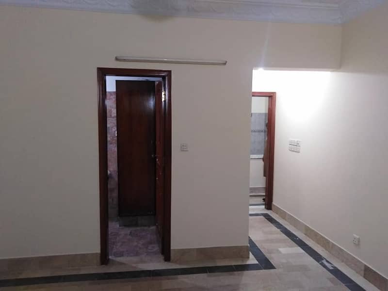 400 Yards Corner West-Open Upper Portion For Rent 2