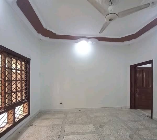 2700 Square Feet Lower Portion In Gulshan-E-Jamal Town Of Karachi Is Available For Rent 0