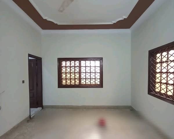 2700 Square Feet Lower Portion In Gulshan-E-Jamal Town Of Karachi Is Available For Rent 2