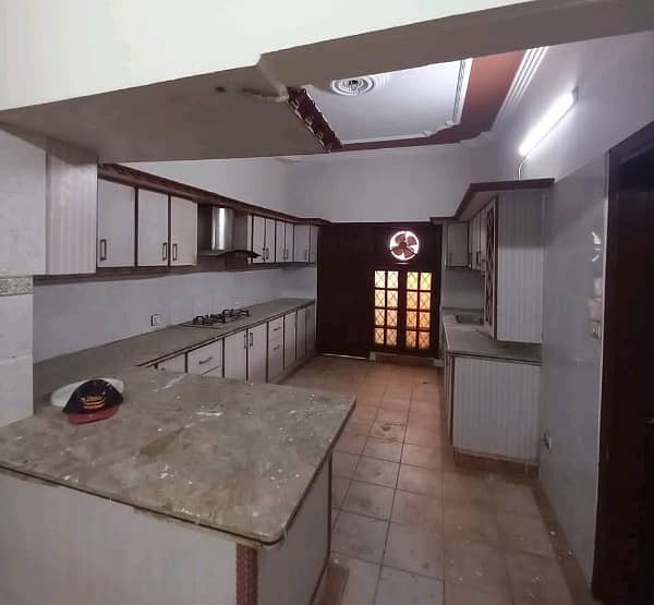 2700 Square Feet Lower Portion In Gulshan-E-Jamal Town Of Karachi Is Available For Rent 5