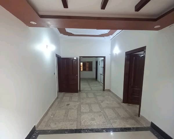 2700 Square Feet Lower Portion In Gulshan-E-Jamal Town Of Karachi Is Available For Rent 9