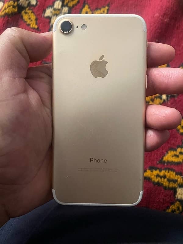 iphone 7 bypass 128GB Gold 1