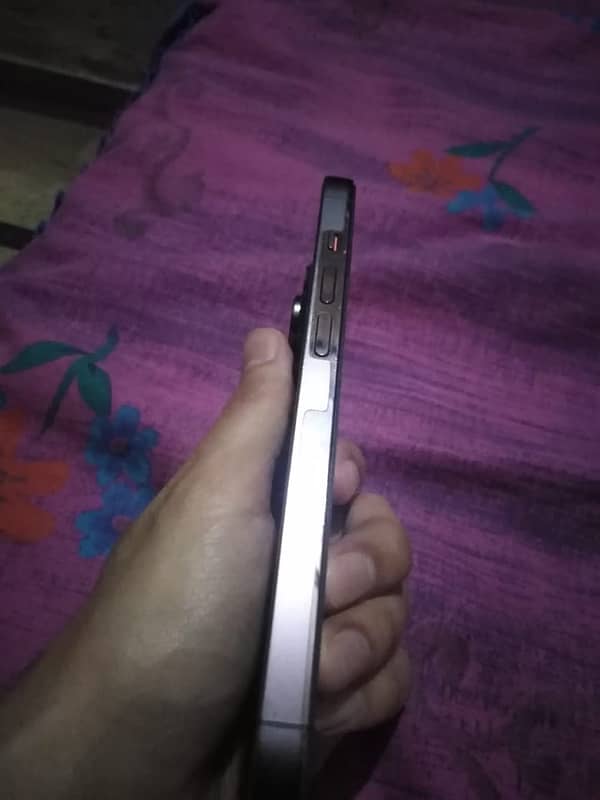 i phone 14 pro fixed price 3
